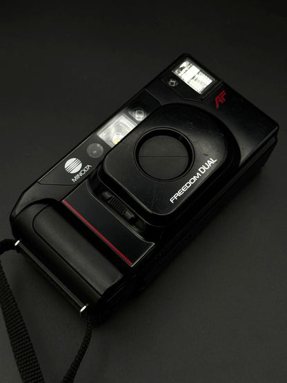 Vintage Minolta Freedom Dual 35mm Film Camera AF Point & Shoot 35mm - Working