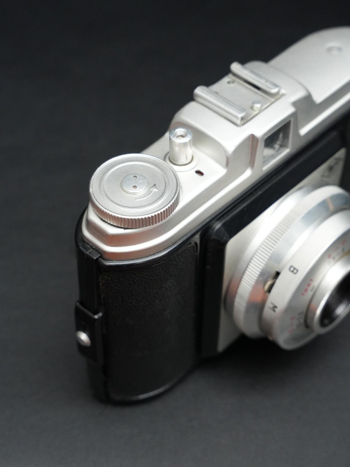 Agfa Isola I Vintage 1950s 120 Film Camera With Original Case - Faulty