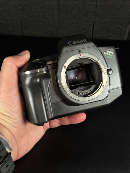 Canon EOS 600 SLR 35mm Film Camera + Zeiss Jenazoom Super 28-70mm Lens - Working
