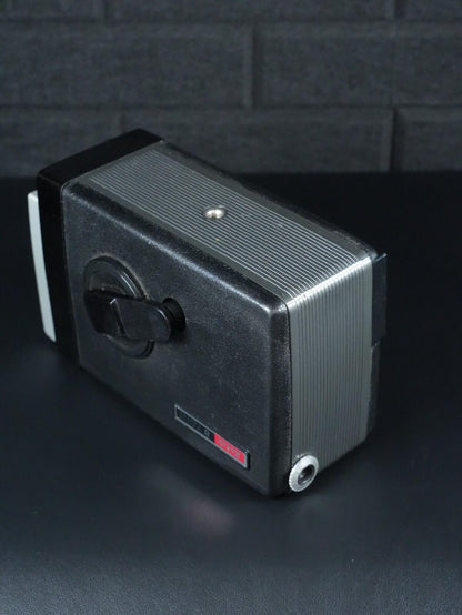 Kodak Brownie Vintage 1960's 8mm Movie Cine Camera Ektanar f/1.9 Lens - Working