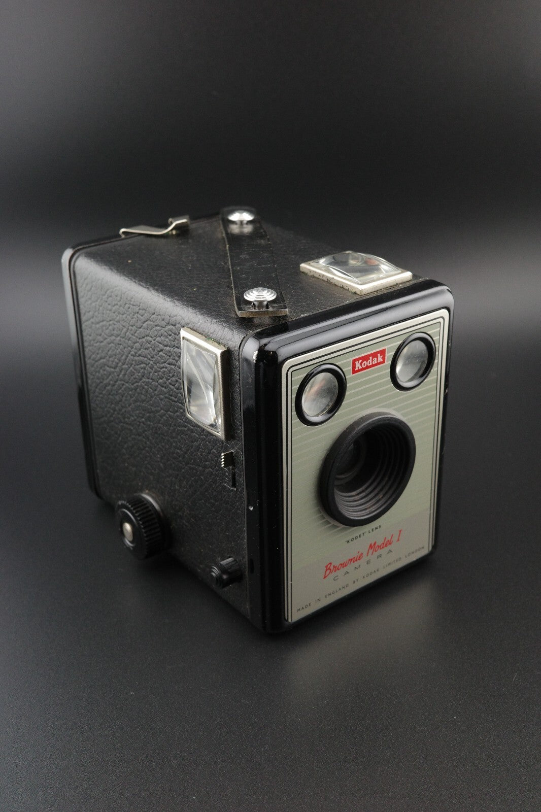 Kodak Brownie Model 1 Vintage 1960's 620 Film Camera & Case - Tested and Working