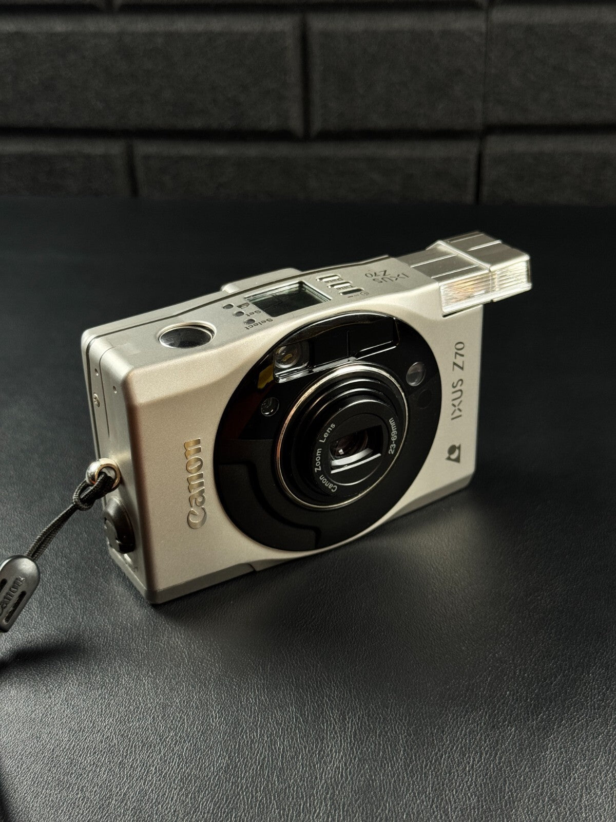 Canon IXUS Z70 Vintage 1990's APS Film Compact Zoom Camera  - Tested & Working