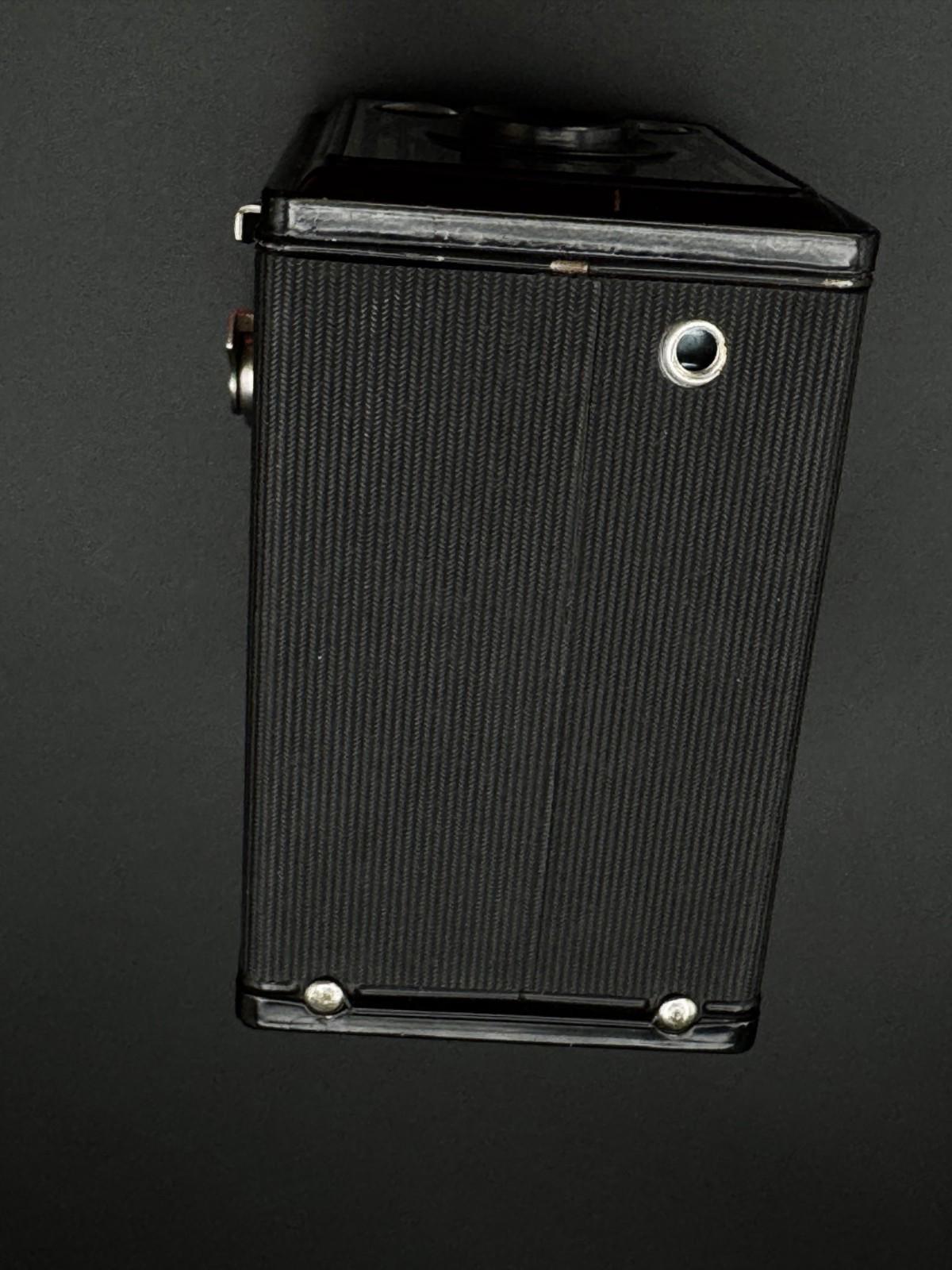 Vintage 1950s Agfa Synchro Box 120 Film Camera With Art Deco Design - Working