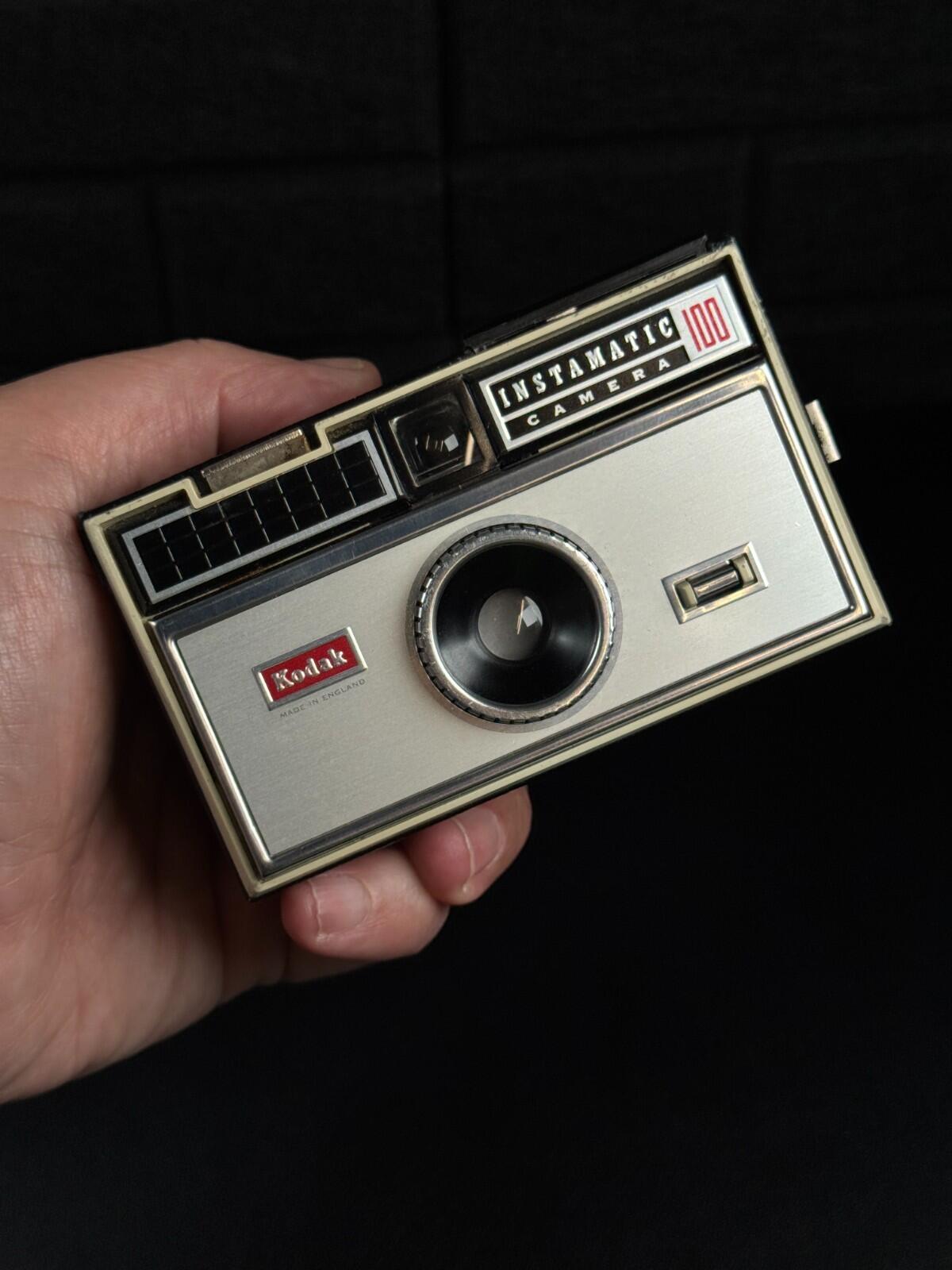 Boxed Kodak Instamatic 100 Vintage 1960's Compact 126 Film Camera - Not Working