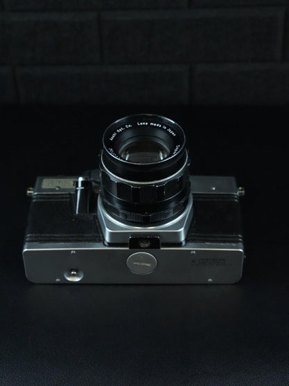 Praktica Nova II Vintage 1960's 35mm Film Camera + 55mm F2 Lens - Fully Working