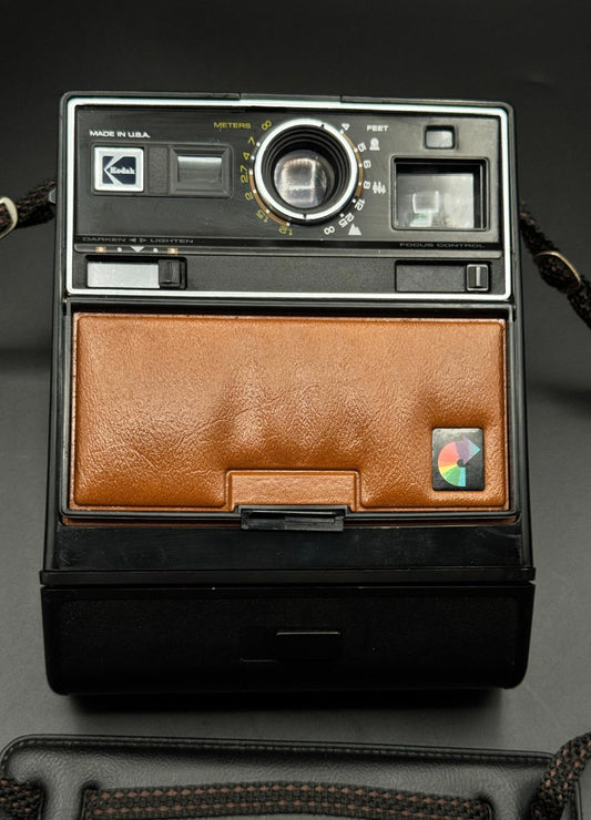 Vintage 1970's Kodak EK200 Instant Camera & Original Box - Untested