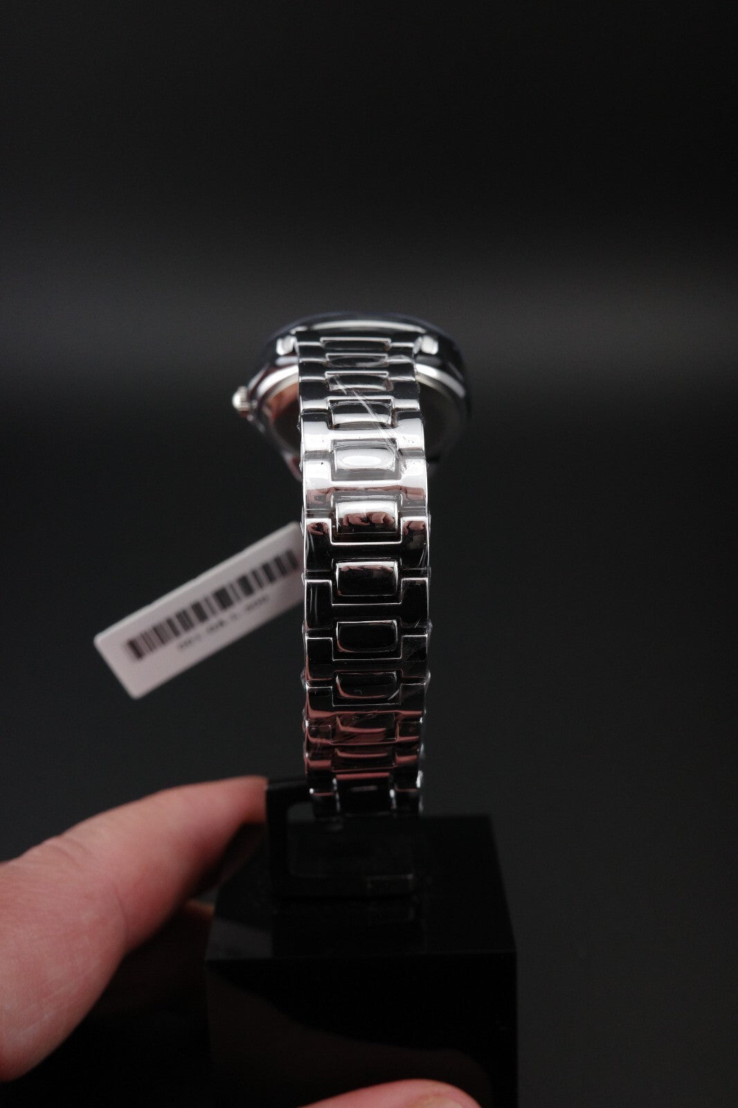 New Boxed Invicta Wildflower 001-GA-L-500 Ladies 32mm Silver Tone Bracelet Watch