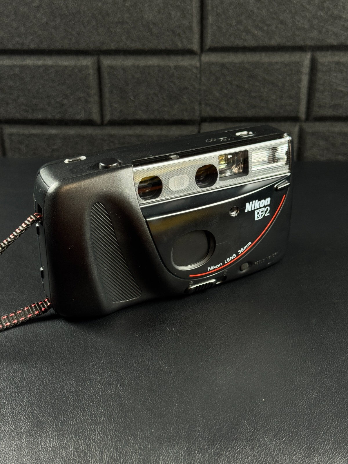 Nikon RF2 1980's 35mm Point & Shoot Autofocus Film Camera  - Boxed - Working
