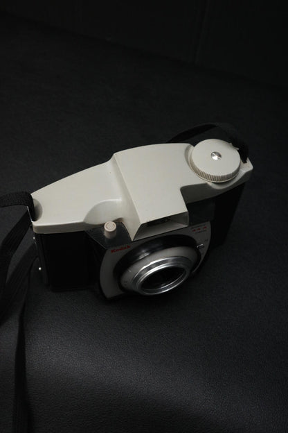 Vintage Kodak Brownie 44A Camera - Winds & Fires