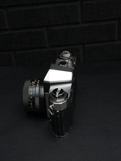 Praktica PL Nova 1 1960's 35mm Film Camera + Pentacon 50mm 1.8 Lens - Faulty (Read Description)