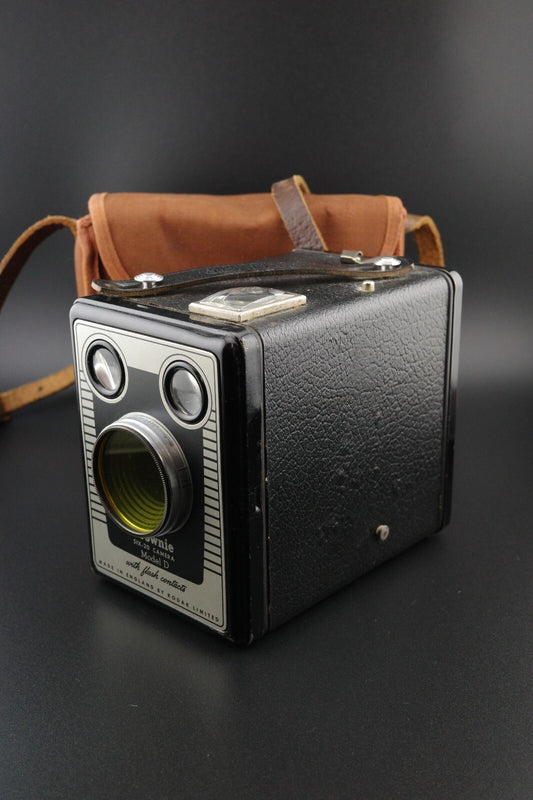 Kodak Six-20 Brownie Model D Vintage 1950's 620 Film Camera + Case - Working