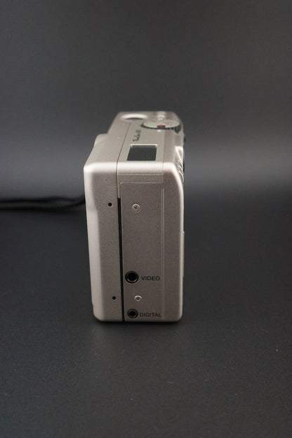 Canon PowerShot A50 1.3MP CCD Vintage Digital Camera + CF Card Tested & Working