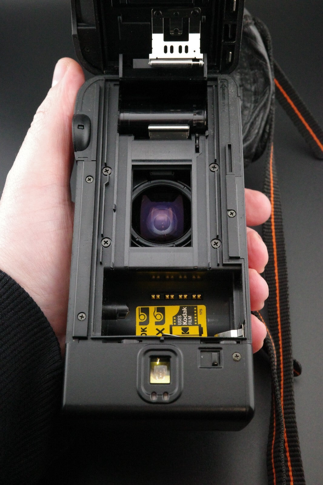 Chinon HandyZoom 5001 Vintage 35mm Film Camera 35-70mm Zoom - Tested & Working