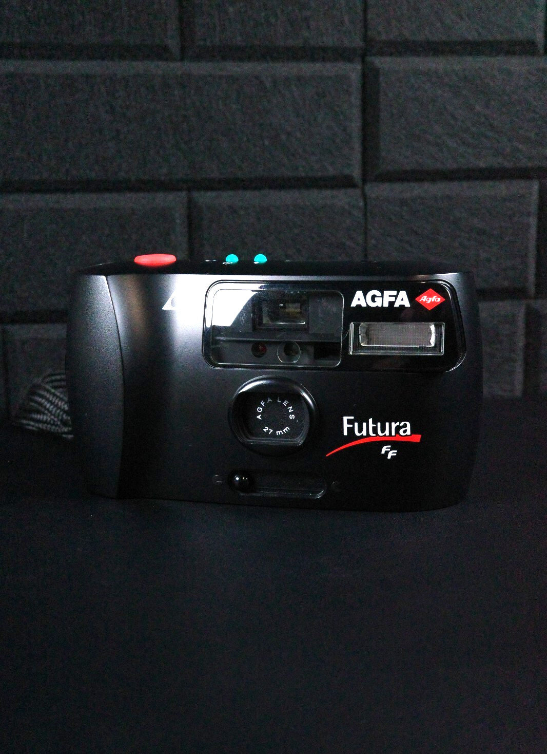 Agfa Futura FF Vintage 1990's APS Film Camera + Batteries - Tested & Working