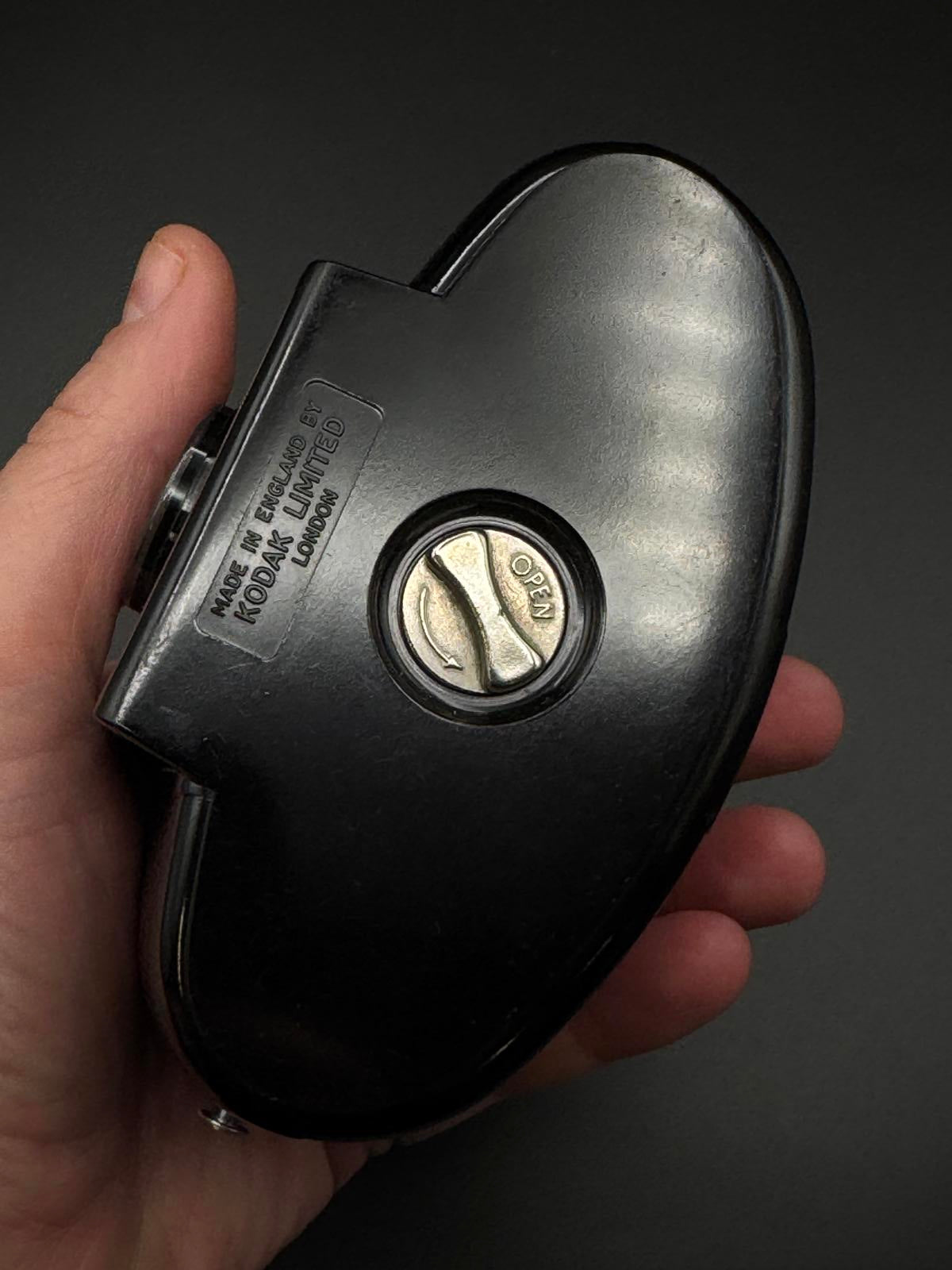 Vintage Kodak Brownie 127 1950's Retro Film Camera - Tested & Fully Working