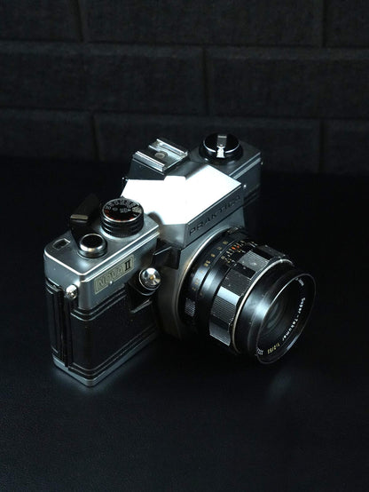 Praktica Nova II Vintage 1960's 35mm Film Camera + 55mm F2 Lens - Fully Working