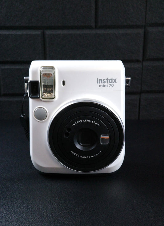 Working Fujifilm Instax Mini 70 Moon White Instant Film Camera + Film/Batteries