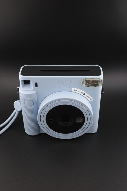 Fujifilm Instax Square SQ1 Instant Camera Glacier Blue + 4 Film Packs and Case
