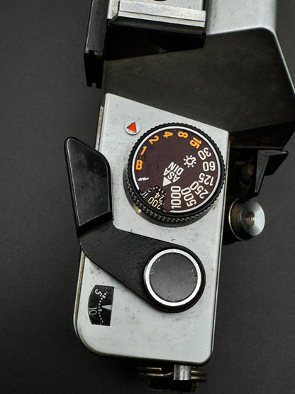 Vintage 1980's Praktica MTL5 Body 35mm Film Camera Body - Read Details (O135)