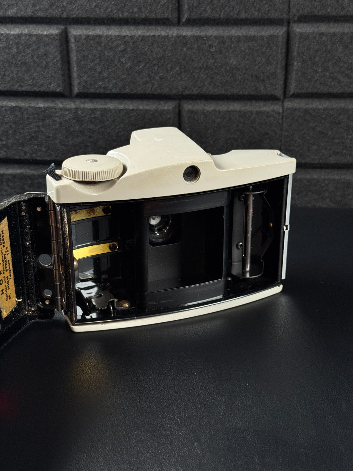 Vintage Kodak Brownie 44B Camera - 127 Film - Made in UK 1960s - Tested Working