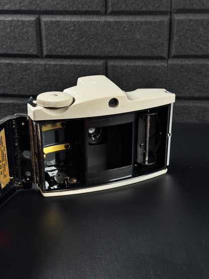 Vintage Kodak Brownie 44B Camera - 127 Film - Made in UK 1960s - Tested Working