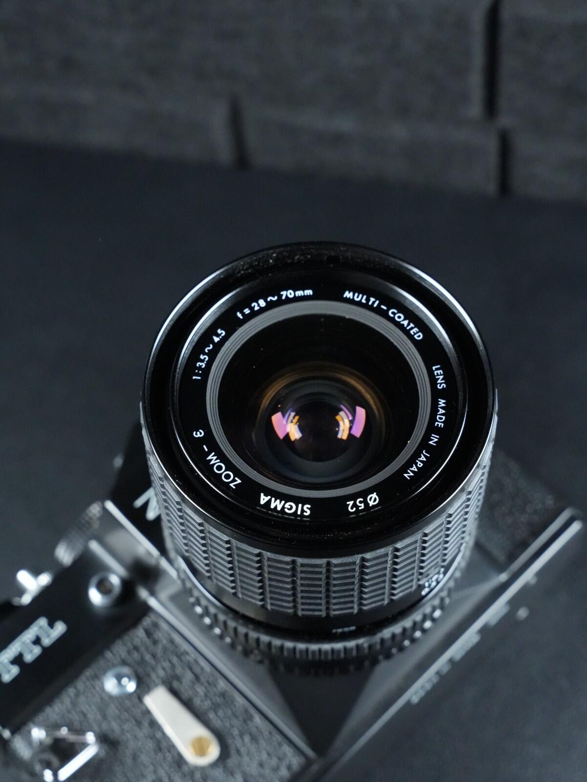 Zenit TTL Vintage 1980's 35mm Film Camera + Sigma 28-70mm (Faulty Light Meter)