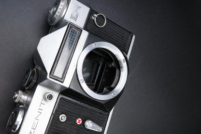 Zenit-EM 35mm Vintage 1960's SLR Film Camera – Spares, Repair or Display