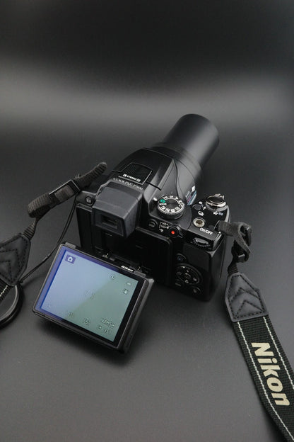 Nikon Coolpix P500 12.1MP 36x Zoom Digital Bridge Camera + New Battery / Charger