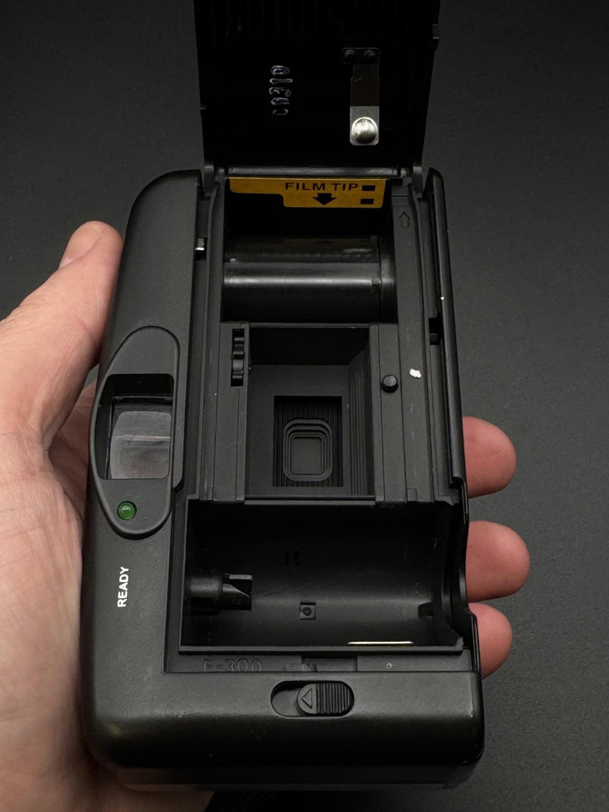 Vintage Polaroid 252 BV 35mm Film Camera – Compact Point & Shoot - Fully Working