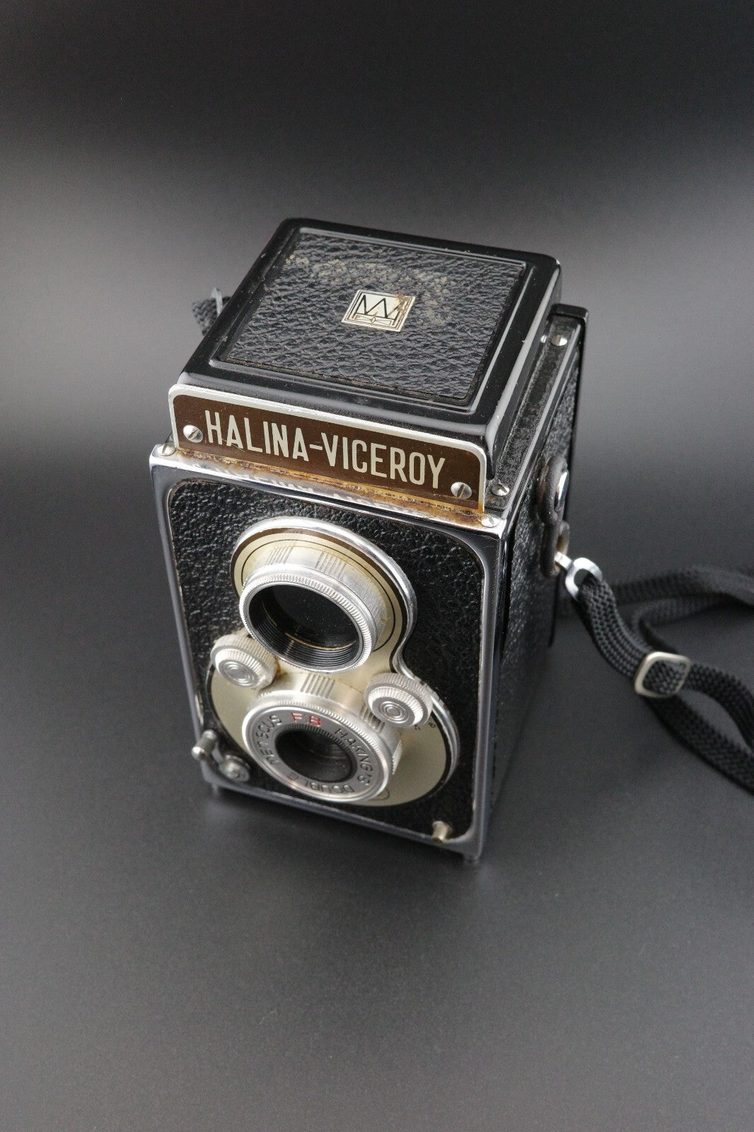 Halina Viceroy Vintage Hong Kong 1960's 120 Film 6x6 Camera - Tested & Working