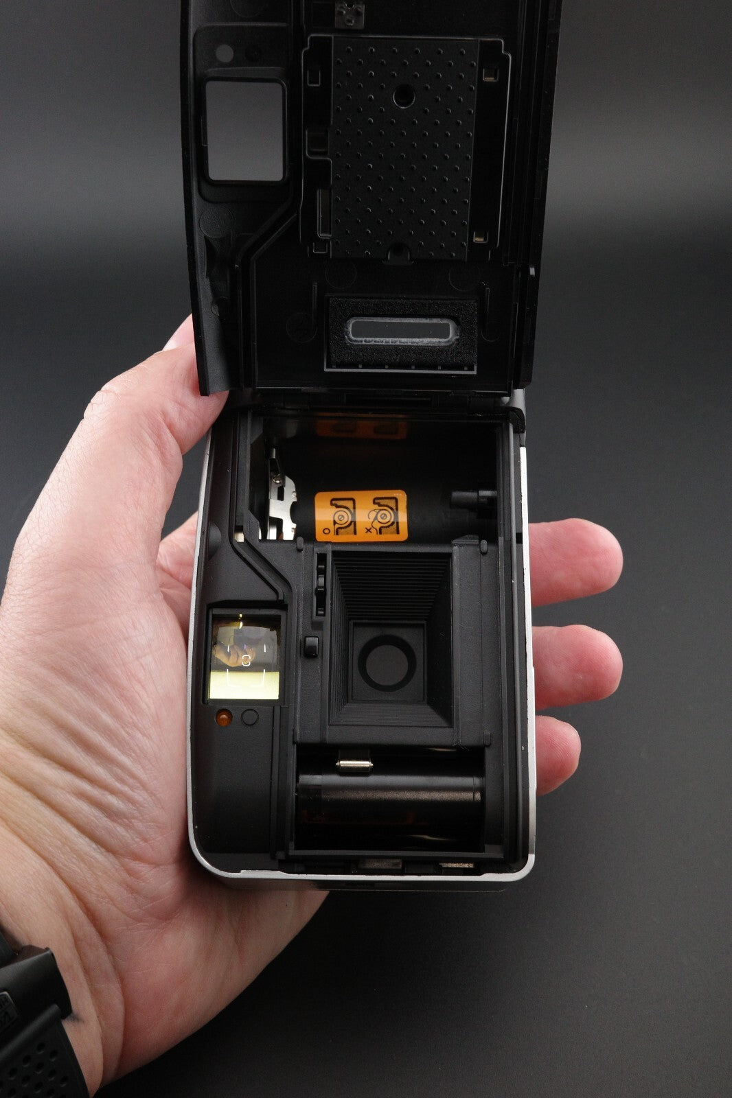Olympus Trip XB40 AF 35mm Film Point & Shoot Camera, Case + Batteries - Working