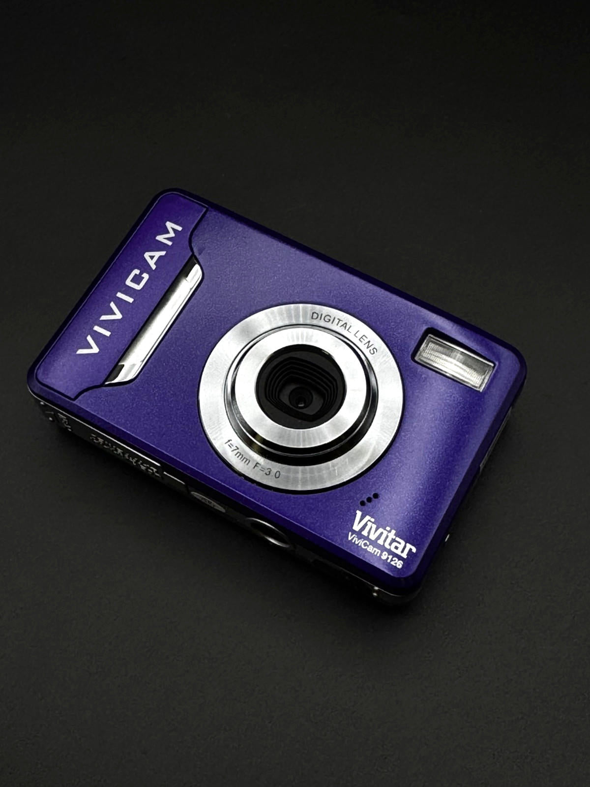 New & Boxed Vivitar Digital Camera Vivicam 9126 9.0MP Purple - Fully Working