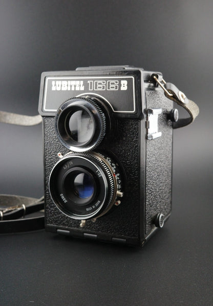 Lomo Lubitel 166B Vintage 1980's 120 TLR Film Camera 75mm f/4.5 Tested & Working