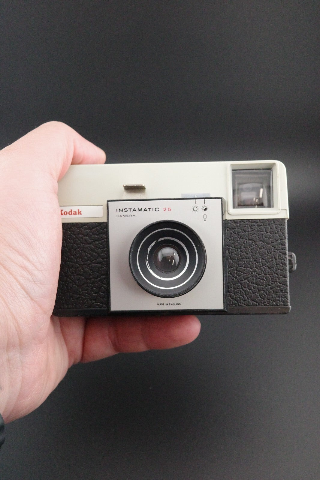 Vintage 1960's Kodak Instamatic 25 Retro 126 Film Camera +  Case & Instructions