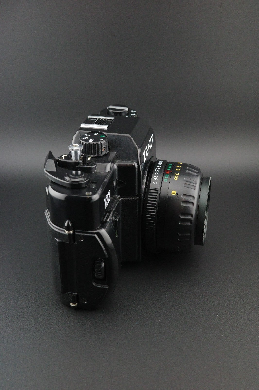 Zenit 122 35mm SLR + MC Zenitar-M2s 50mm f2 - Tested & Working and Near Mint