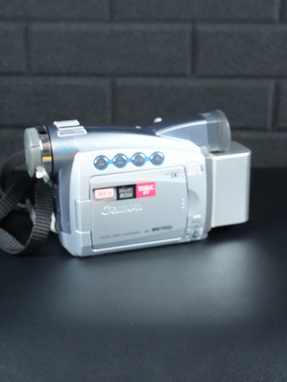 Canon MV700i MiniDV Camcorder Digital Video Camera With Night Mode - Working