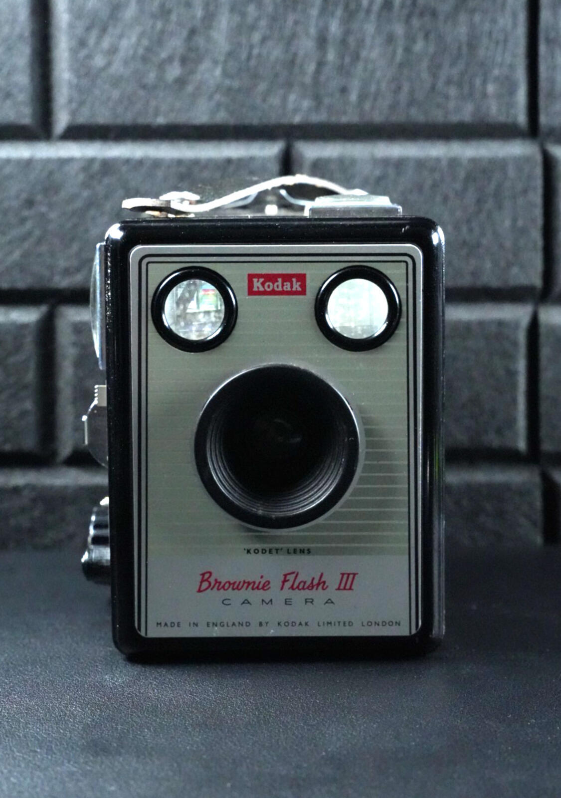 Kodak Brownie Flash III Vintage 1950's 127 Film Box Camera + Case - Working W541