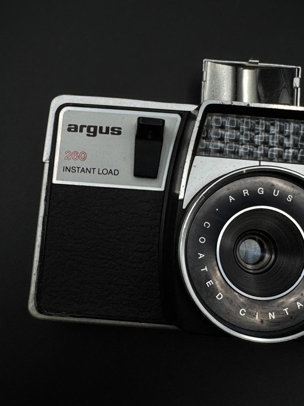 1964 Argus 260 Automatic Camera 126 Film Camera Viewfinder - Untested