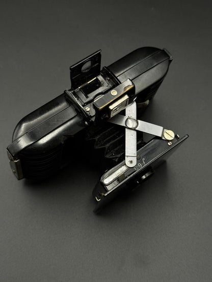 Vintage Kodak Bantam Bakelite Folding 828 Film Camera No 67817 - Untested