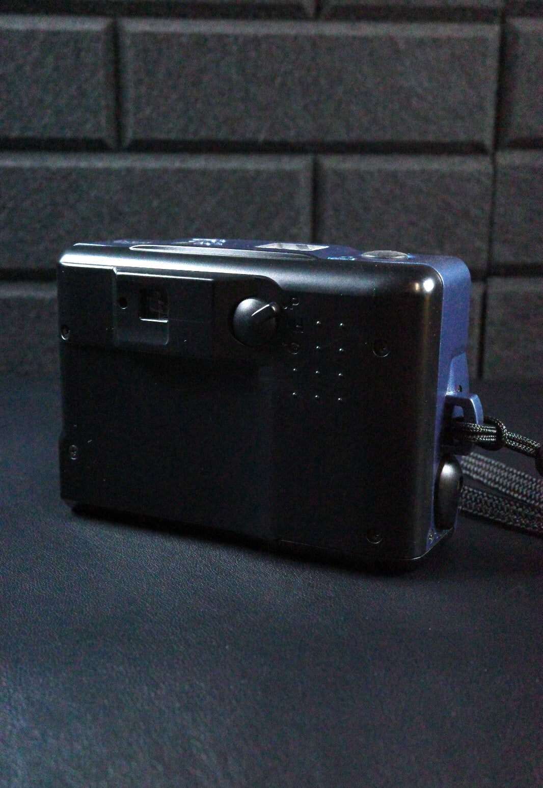 Canon IXUS AF Vintage 1990's Blue Compact APS Film Camera + Case Tested Working