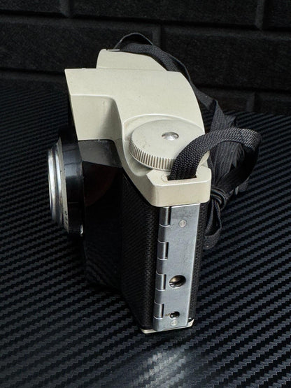 Kodak Brownie 44A Vintage 1960's 127 Film Camera - Winds & Fires (D316)