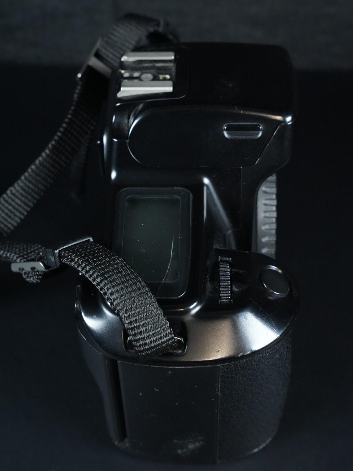 Canon EOS 1000F 35mm SLR Film Camera - Tested & Fully Working - Crack In Display