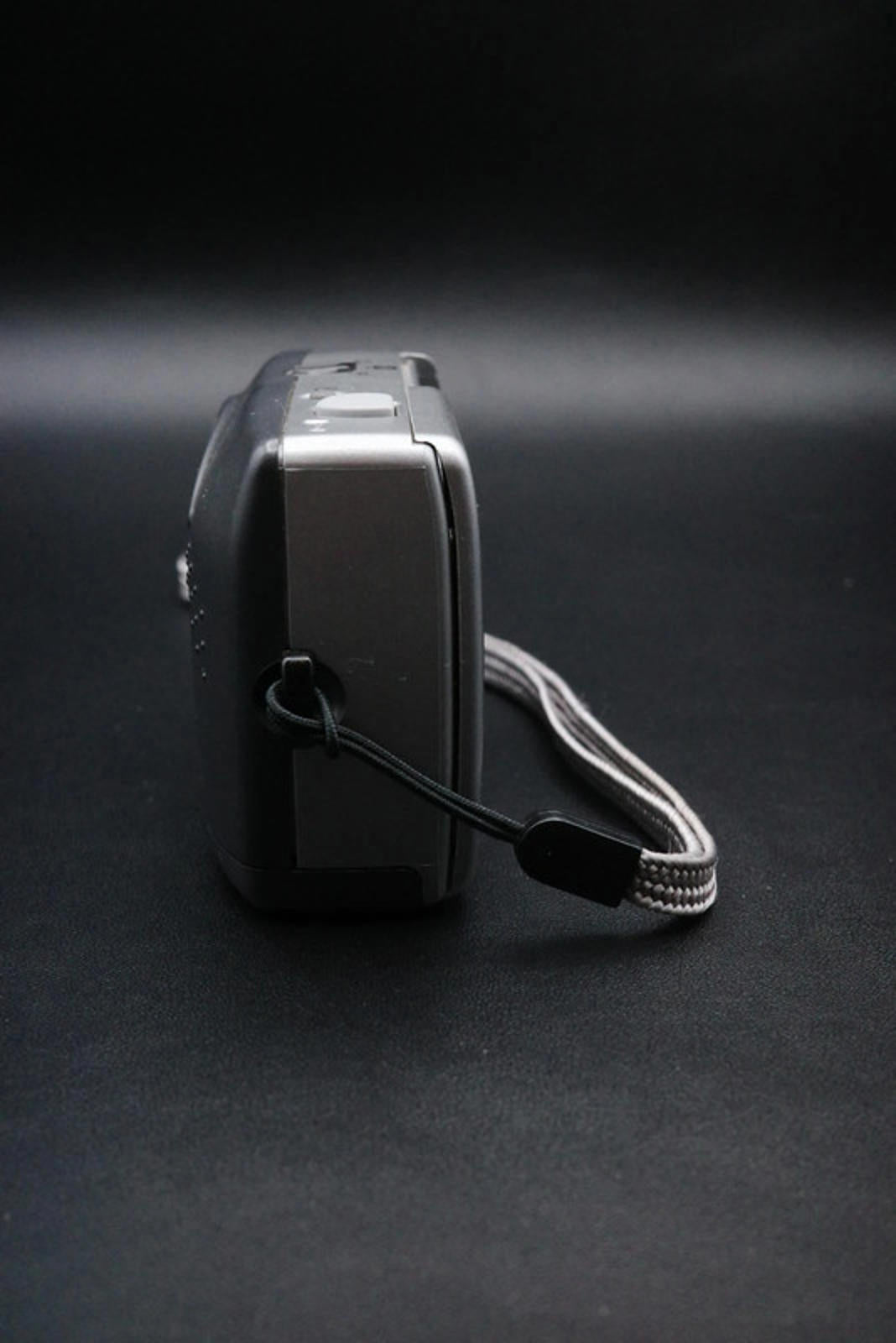 Nikon Nuvis A20 APS Point & Shoot Compact Camera - Tested & Working