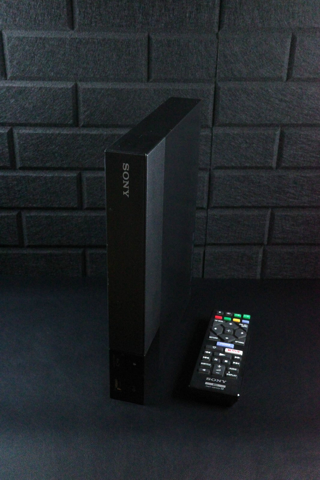 Sony BDP-S1500 Compact 1080p Blu-Ray DVD Player + Remote - Tested & Working