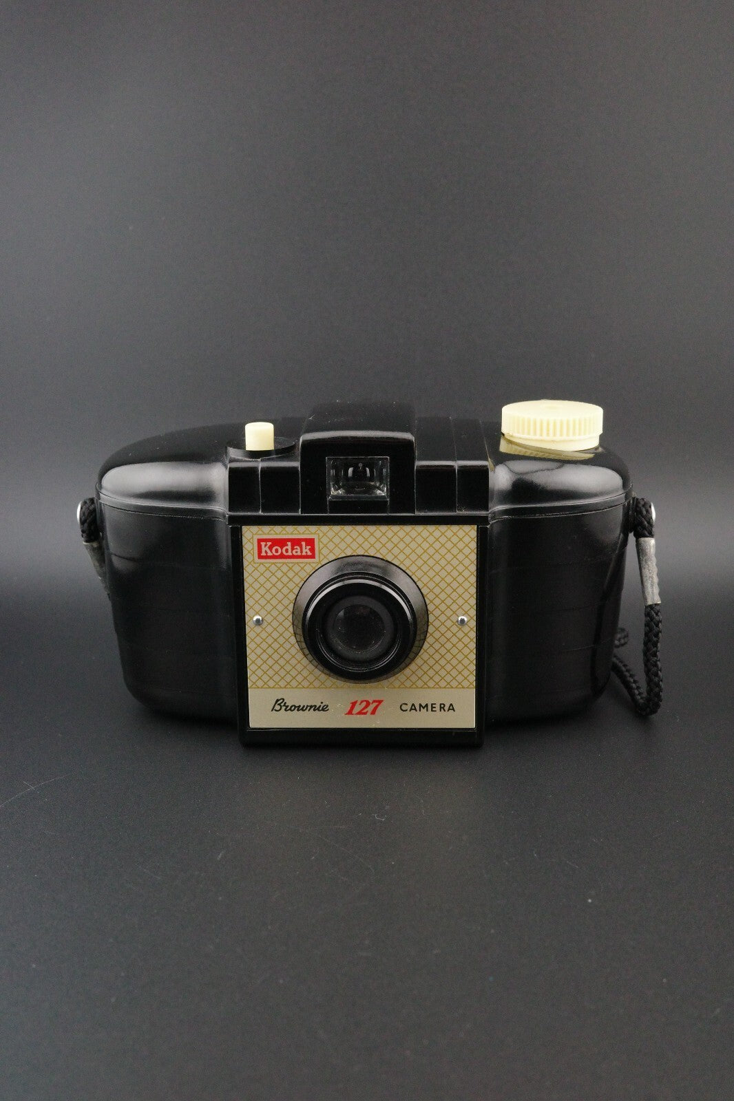 Vintage 1950's Kodak Brownie 127 Roll Film Camera With Case - Tested & Working