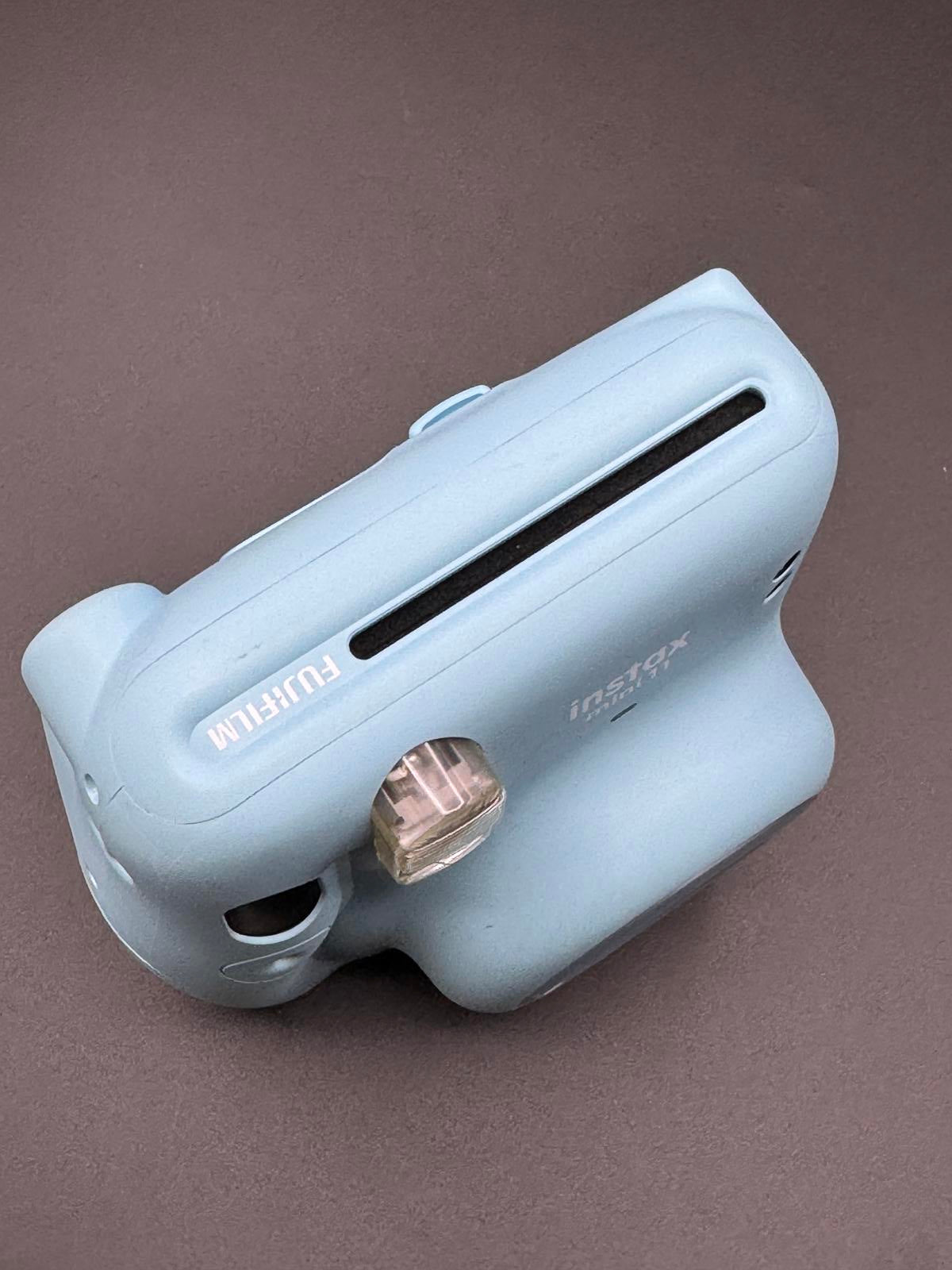 Fujifilm Instax Mini 11 Baby Blue Instant Camera + Film & Batteries - Working