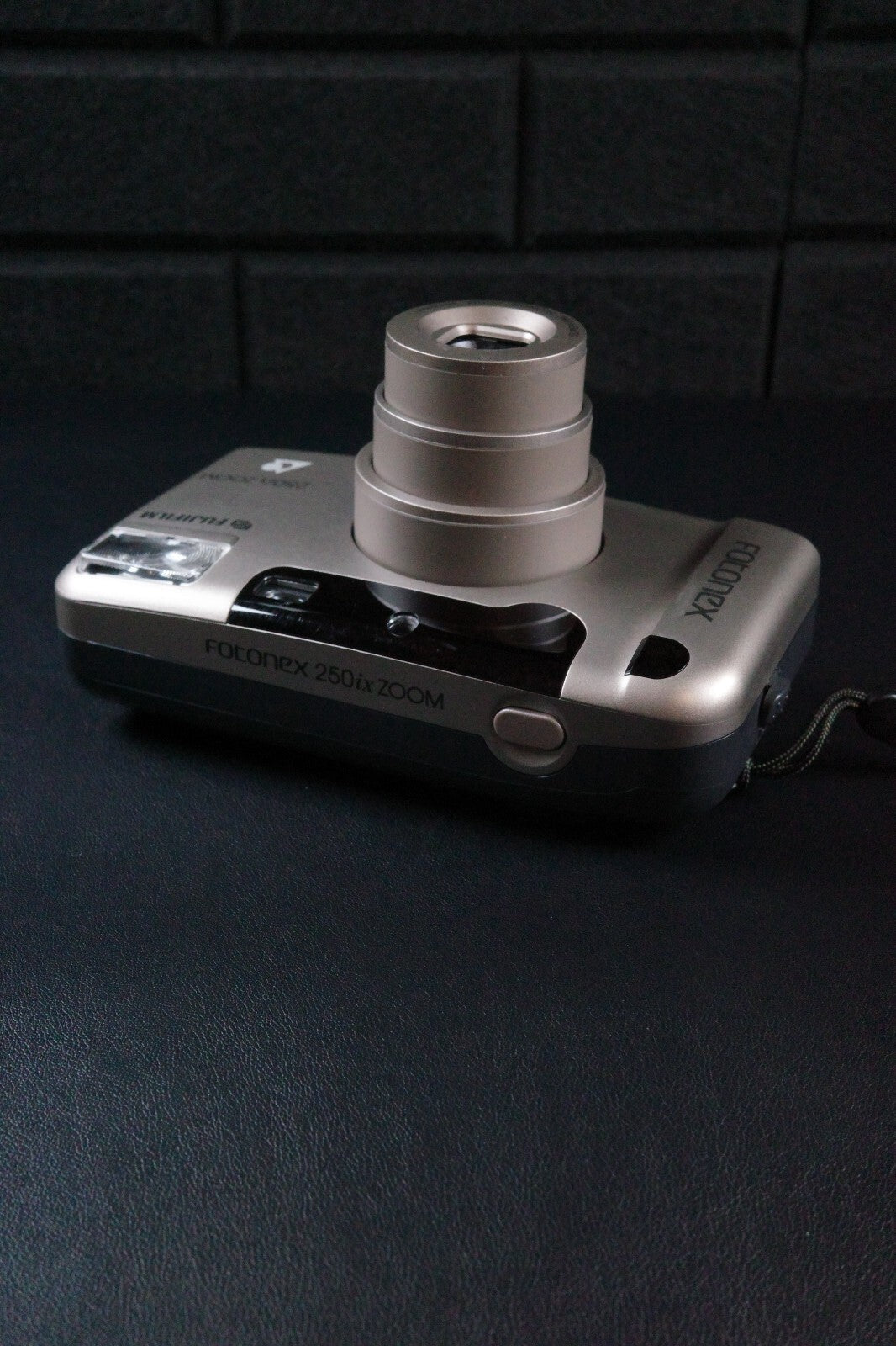 Fujifilm Fotonex 250ix Zoom Vintage APS Film Camera + Battery - Tested & Working