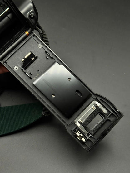 Vintage Canon EOS 100 35mm Film Camera + 35-80mm Power Zoom Lens - Working (O15)