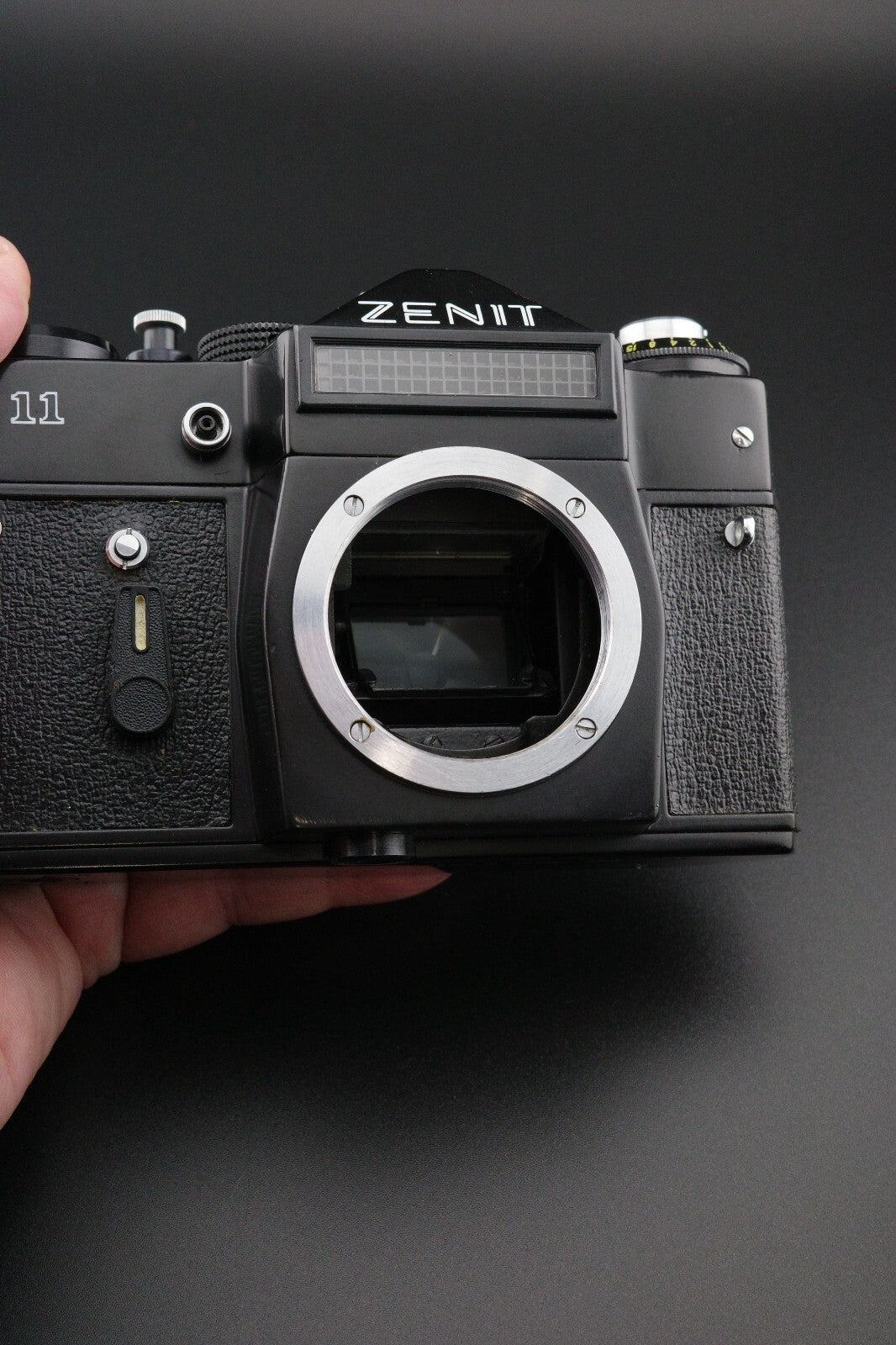 Zenit 11 35mm SLR Film Camera + Industar 50mm Pancake Lens - Tested & Working