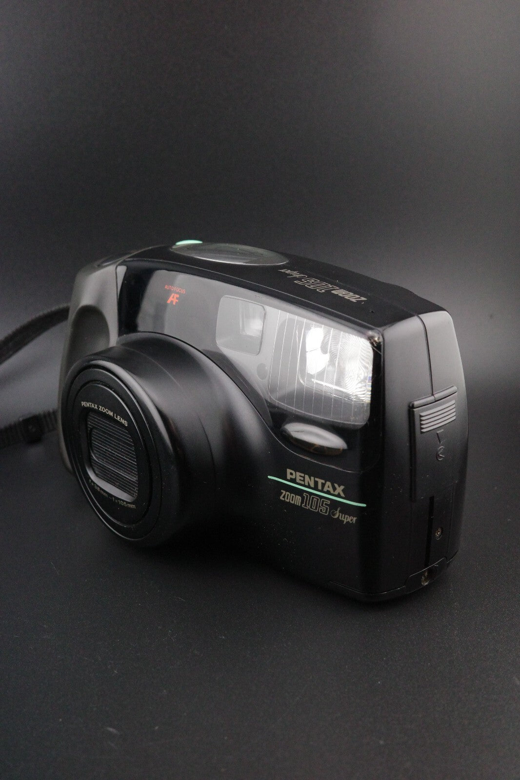 Pentax Zoom 105 Vintage 35mm Film Camera + Batteries - Film Tested & Working